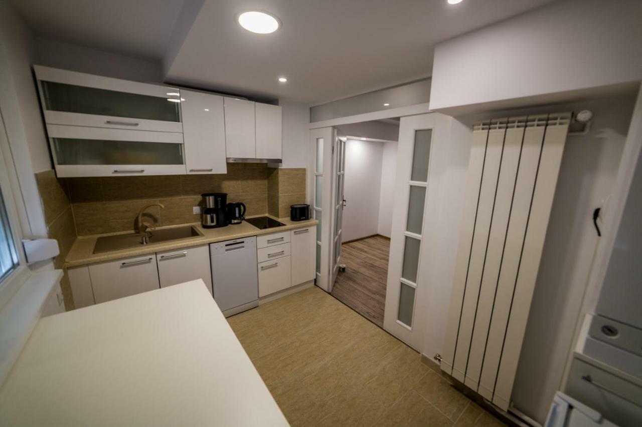 Apartament Sorina Maria Apartment Deva Exterior photo